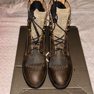 ARIAT lace up boots NEW women’s Heritage Lacer II size 6.5